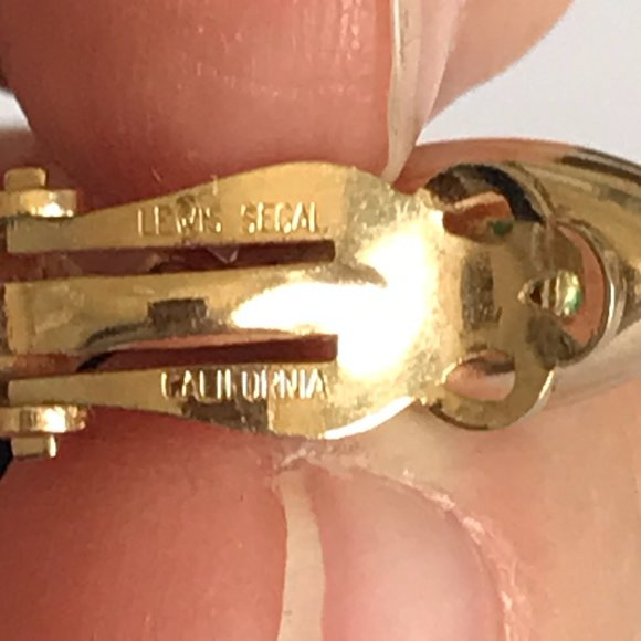 Vintage Lewis Segal California Black Faceted Bead Clip On Earrings Gold Tone - Picture 8 of 11